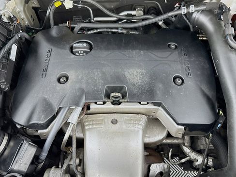 Used 2019 Chevrolet Equinox LT image 38