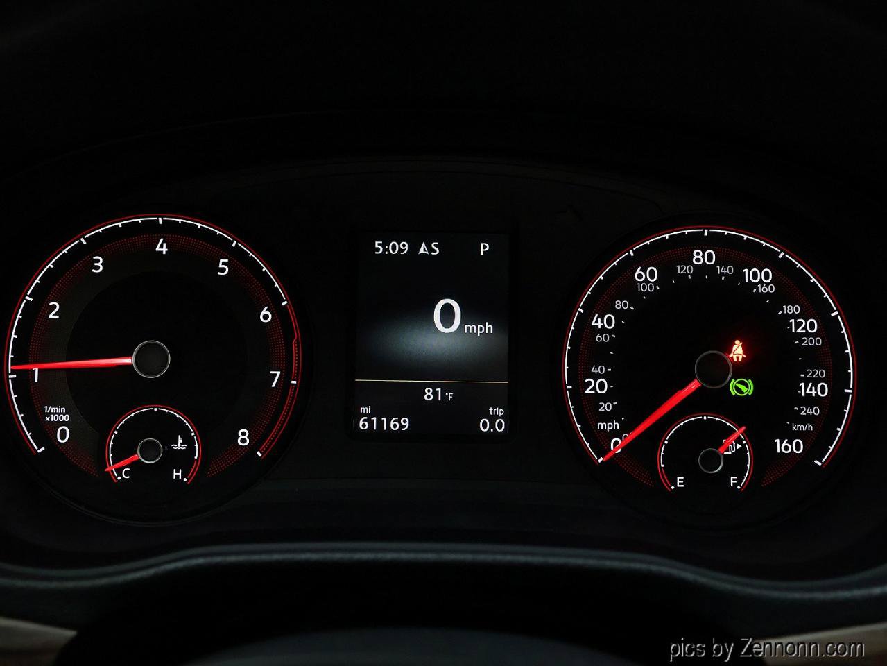 Used 2020 Volkswagen Passat 2.0T SEL FWD image 18
