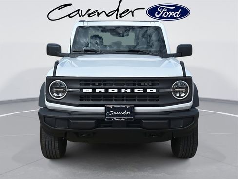 New 2025 Ford Bronco 2-Door image 2