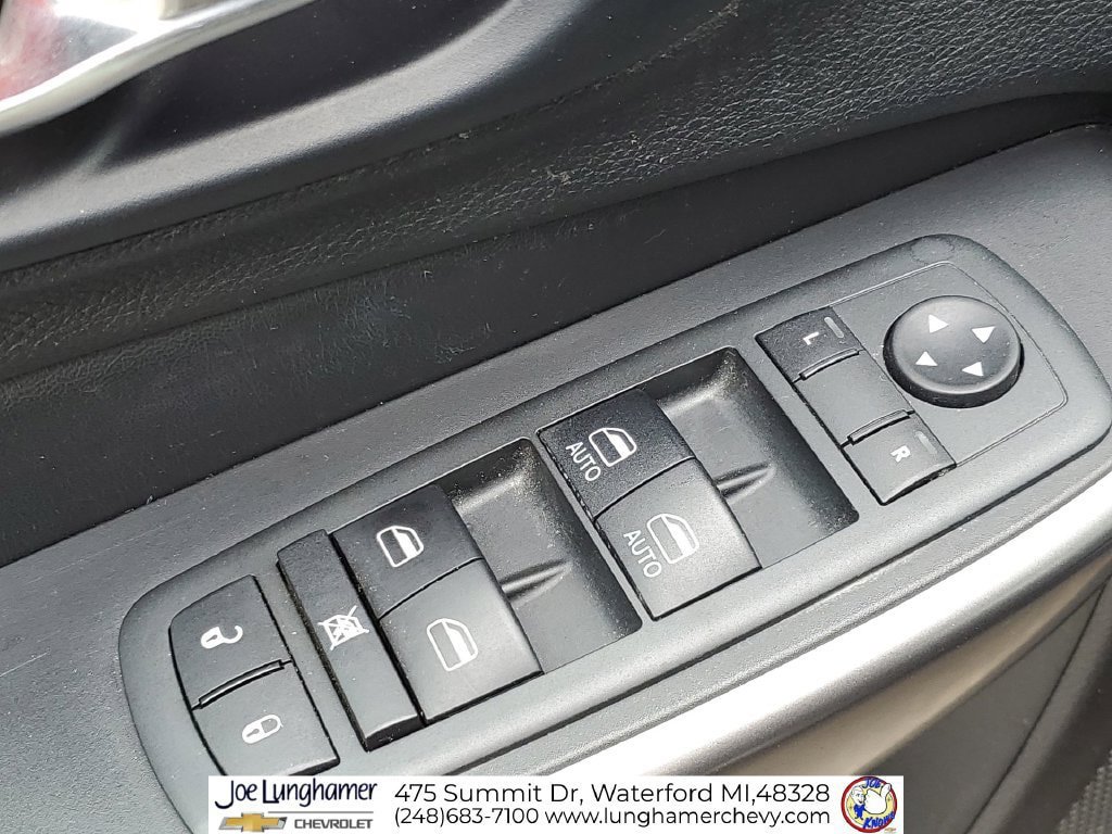 Used 2020 Jeep Cherokee Limited AWD/4WD image 23