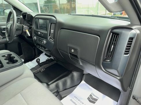 Used 2017 Chevrolet Silverado 1500 W/T w/ WT Convenience Package AWD/4WD image 19