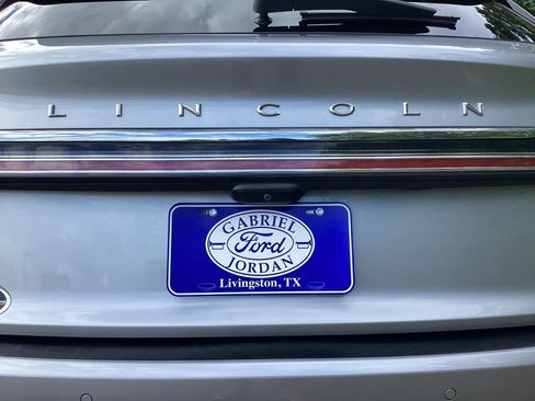 Used 2022 Lincoln Nautilus Reserve w/ Equipment Group 201A image 15