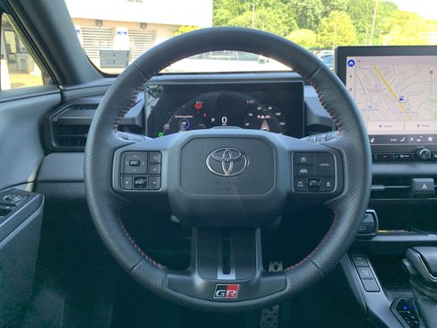 Used 2026 Toyota RAV4 AWD Plug-in Hybrid image 18