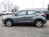 Used 2022 Nissan Kicks S image 4