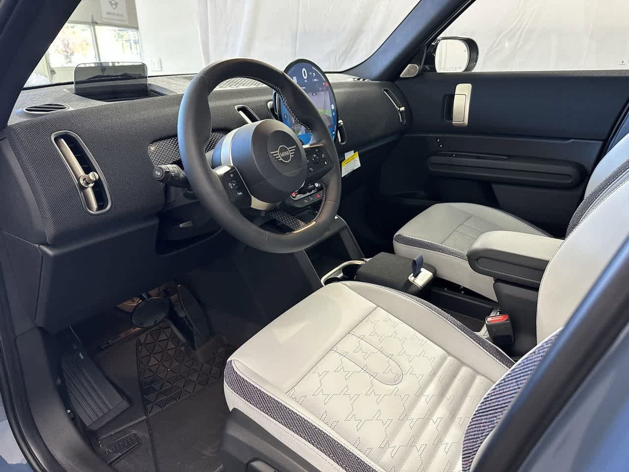 Used 2026 MINI Cooper Countryman S w/ Comfort Package Max AWD/4WD image 9