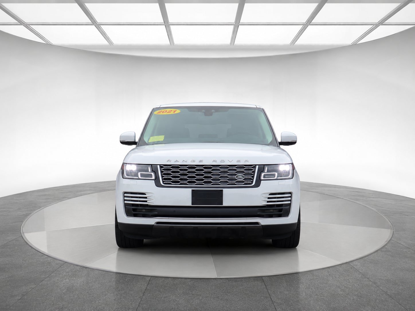 Used 2021 Land Rover Range Rover HSE AWD/4WD image 2