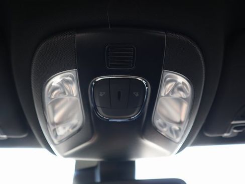 New 2026 Jeep Compass Latitude image 14