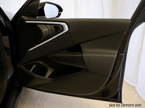 Used 2025 BMW X3 xDrive30i image 34