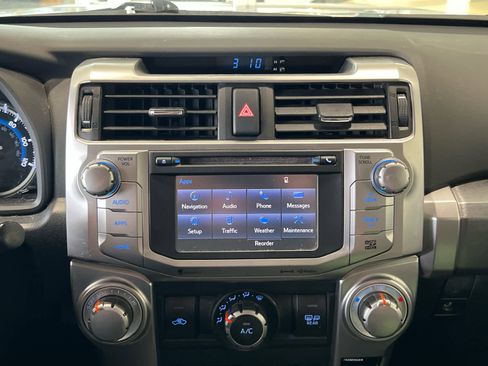 Used 2016 Toyota 4Runner SR5 Premium w/ Convenience Package image 19