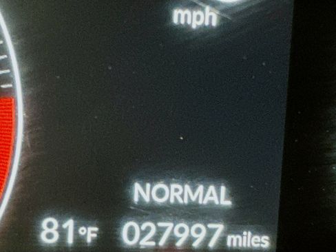 Used 2025 Honda Pilot EX-L image 19