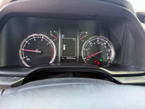 Used 2022 Toyota 4Runner Limited AWD/4WD image 11