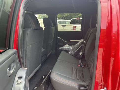 New 2026 Nissan Frontier PRO-4X w/ Tow Package AWD/4WD image 8