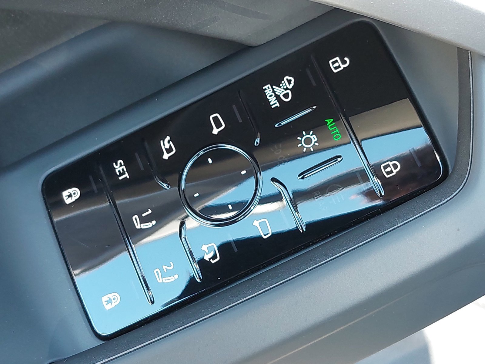 New 2026 Audi SQ5 Premium Plus AWD/4WD image 31