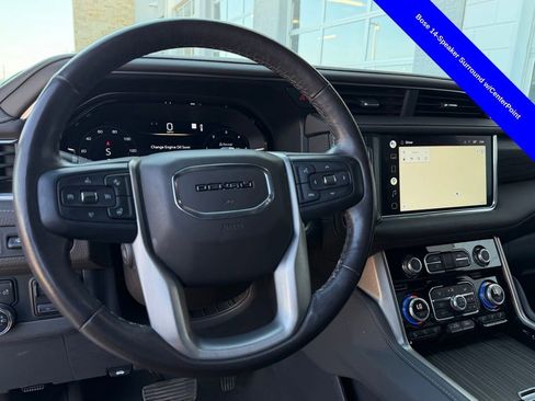 Used 2022 GMC Yukon XL Denali w/ Advanced Technology Package image 12