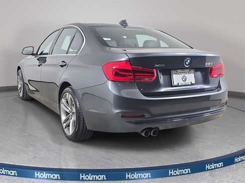 Used 2017 BMW 330i xDrive Sedan image 8