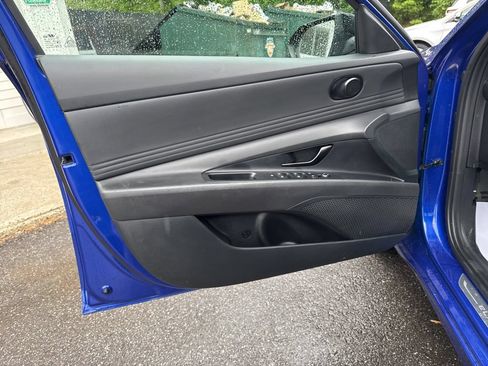 Used 2025 Hyundai Elantra Sport FWD image 20
