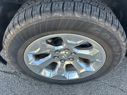 Used 2020 RAM 1500 Big Horn RWD image 12