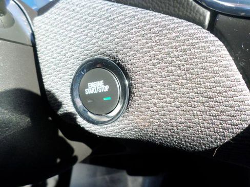 Used 2017 Chevrolet Cruze LT w/ Convenience Package image 15