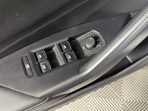Used 2024 Volkswagen Jetta S FWD image 21