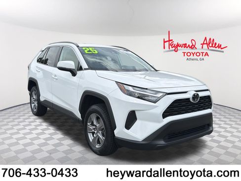 Certified 2025 Toyota RAV4 XLE FWD image 1