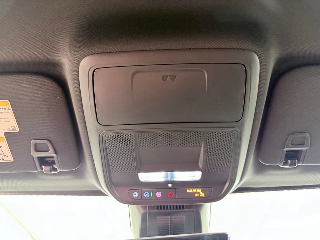 New 2026 GMC Terrain AT4 w/ Technology Package II AWD/4WD image 55