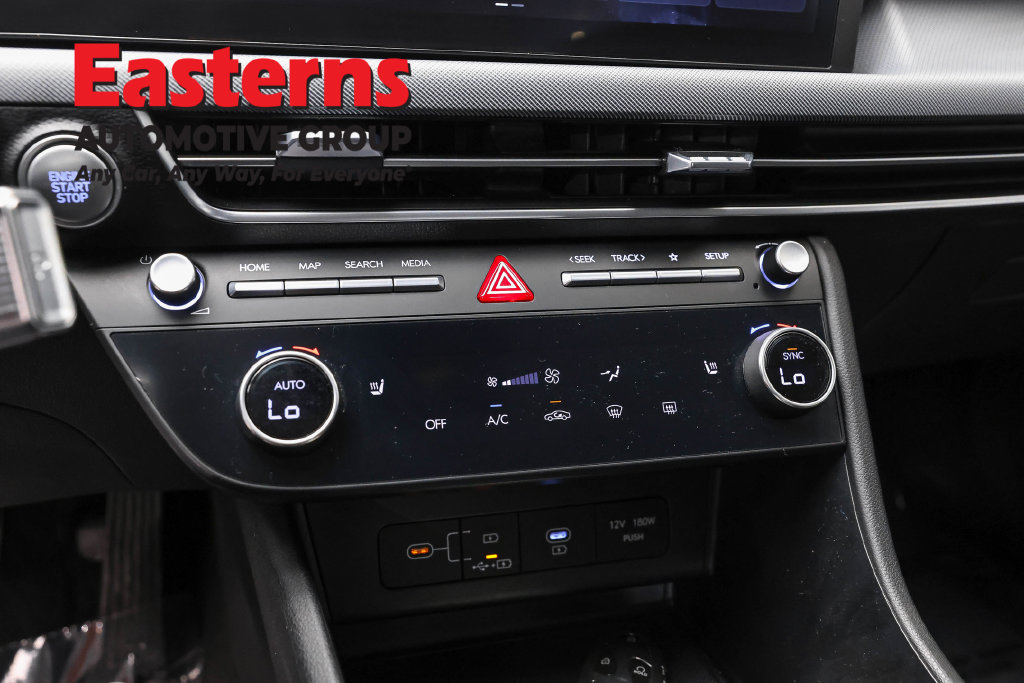 Used 2025 Hyundai Sonata SEL FWD image 23