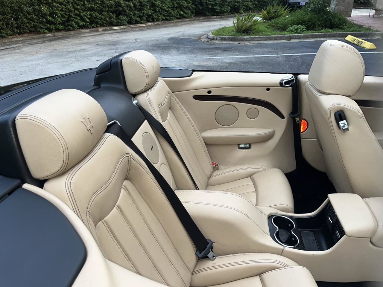 Used 2012 Maserati GranTurismo Convertible RWD image 40