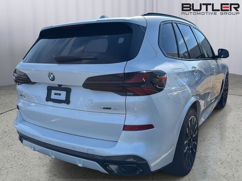 Used 2025 BMW X5 xDrive40i w/ M Sport Package image 5