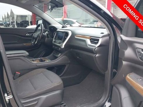 Used 2020 GMC Acadia SLE image 5