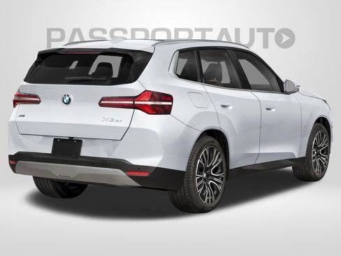 Used 2026 BMW X3 xDrive30i w/ Convenience Package AWD/4WD image 2