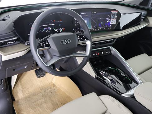 New 2025 Audi Q5 Premium Plus image 2