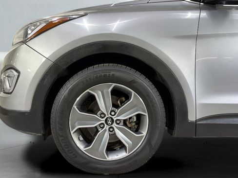 Used 2016 Hyundai Santa Fe SE AWD/4WD image 36