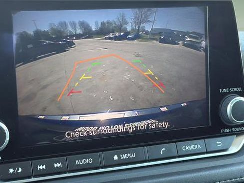 Used 2023 Nissan Rogue SV w/ SV Premium B Package image 42