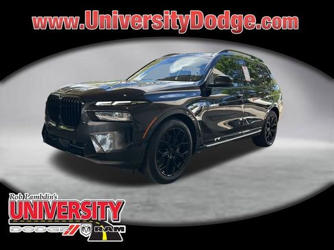 Used 2024 BMW X7 xDrive40i AWD/4WD image 1