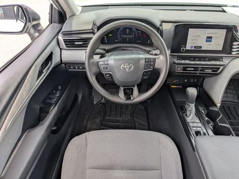 Used 2025 Toyota Camry LE FWD image 13