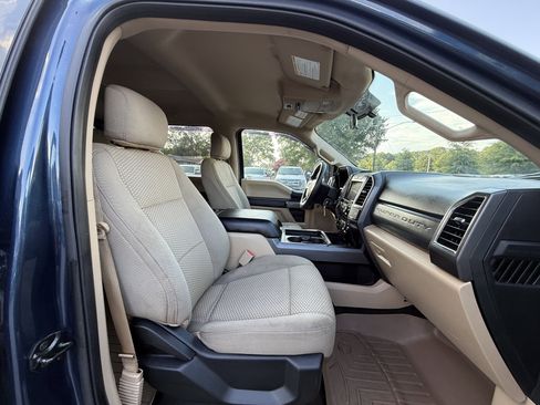 Used 2017 Ford F250 XLT w/ XLT Value Package image 18