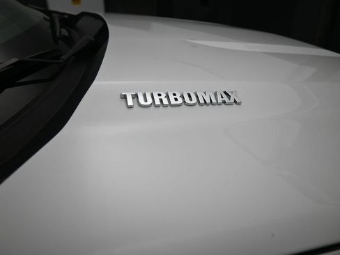 Used 2025 Chevrolet Silverado 1500 Custom image 48