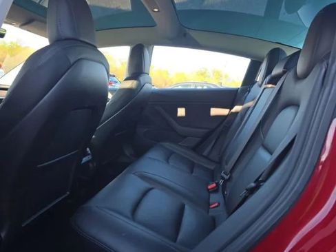 Used 2018 Tesla Model 3 Long Range image 10