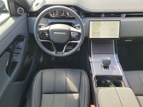 New 2026 Land Rover Range Rover Evoque Dynamic SE image 19