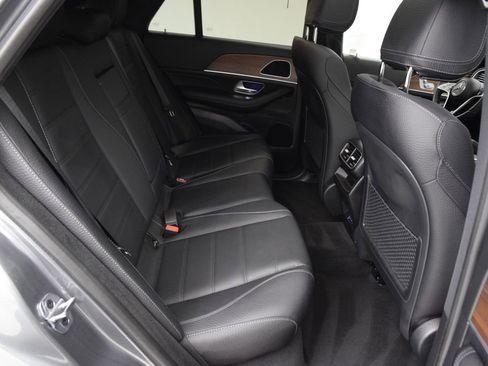 Used 2025 Mercedes-Benz GLE 450 4MATIC Coupe image 19