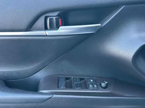 Certified 2024 Toyota Camry SE FWD image 11