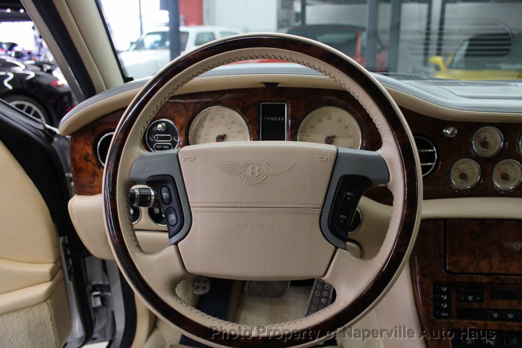 Used 2004 Bentley Arnage T RWD image 25