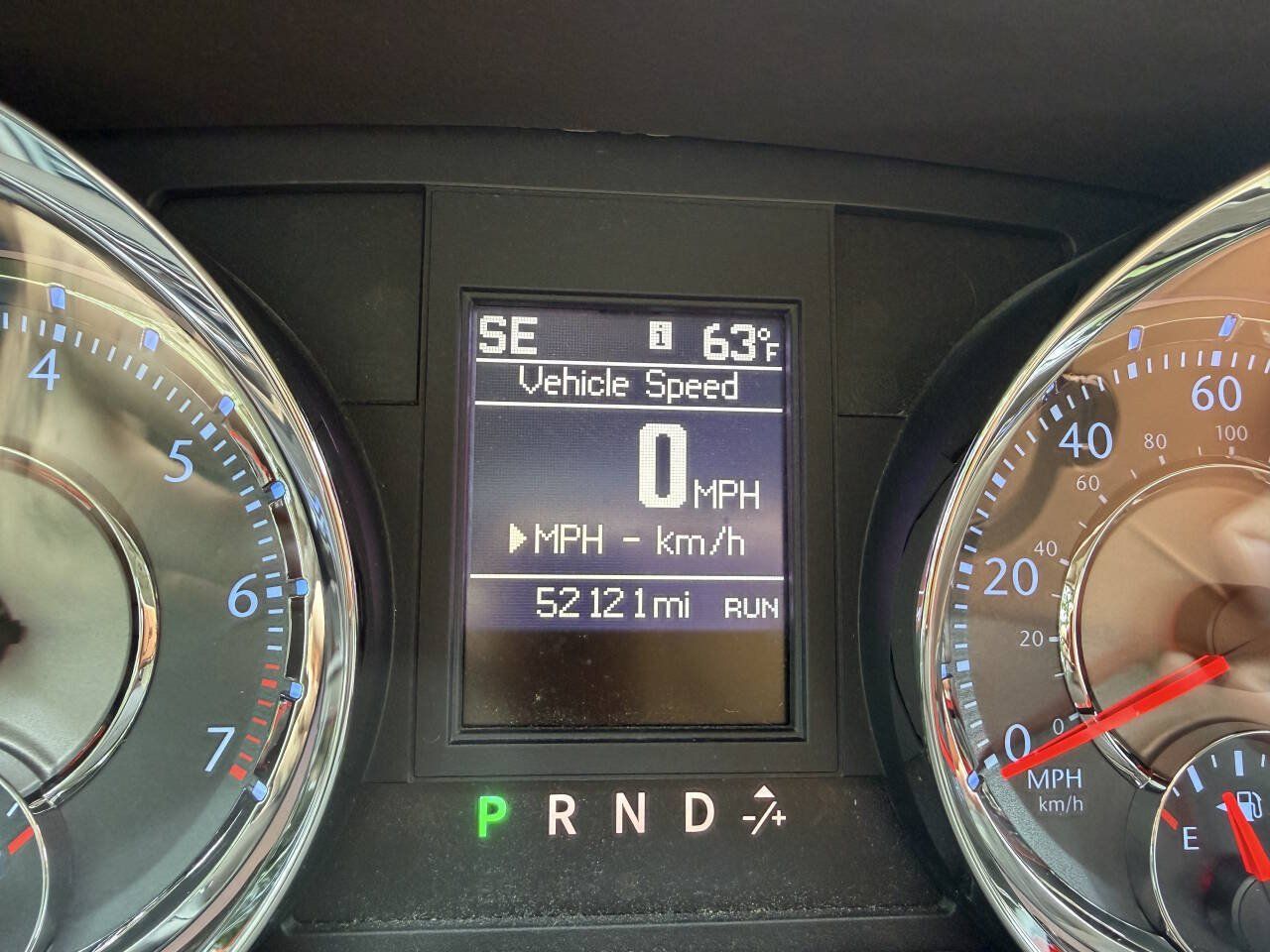 Used 2012 Chrysler Town & Country Touring FWD image 21