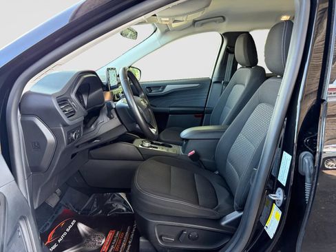Used 2023 Ford Escape Active AWD/4WD image 12
