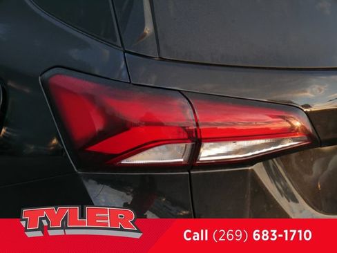 Used 2023 Chevrolet Equinox RS w/ RS Leather Package AWD/4WD image 12