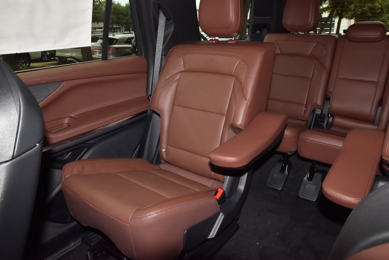 New 2026 Lincoln Navigator Reserve AWD/4WD image 20