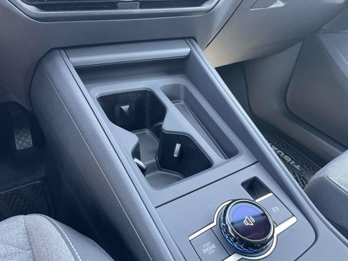 New 2026 Volkswagen Tiguan S FWD image 30