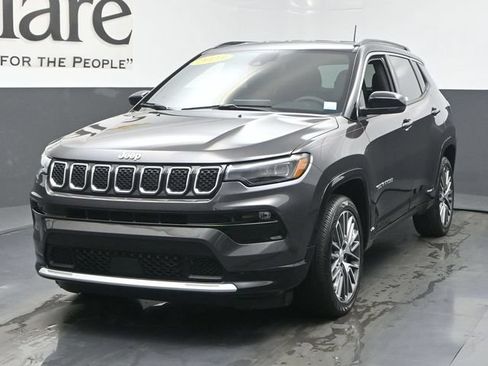 Used 2023 Jeep Compass Limited w/ Elite Group AWD/4WD image 7