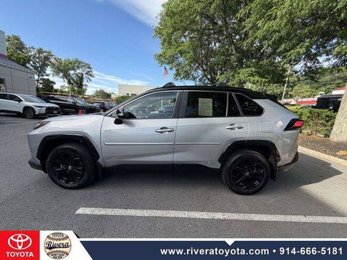 Certified 2022 Toyota RAV4 XSE AWD/4WD image 8