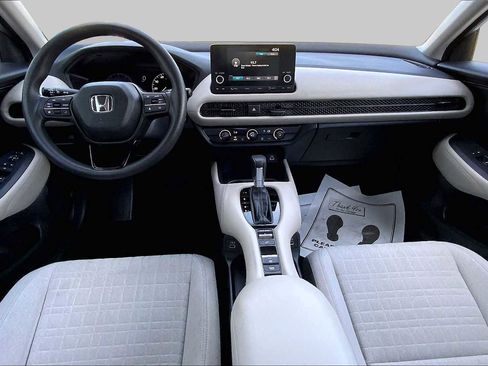 Used 2023 Honda HR-V LX image 14